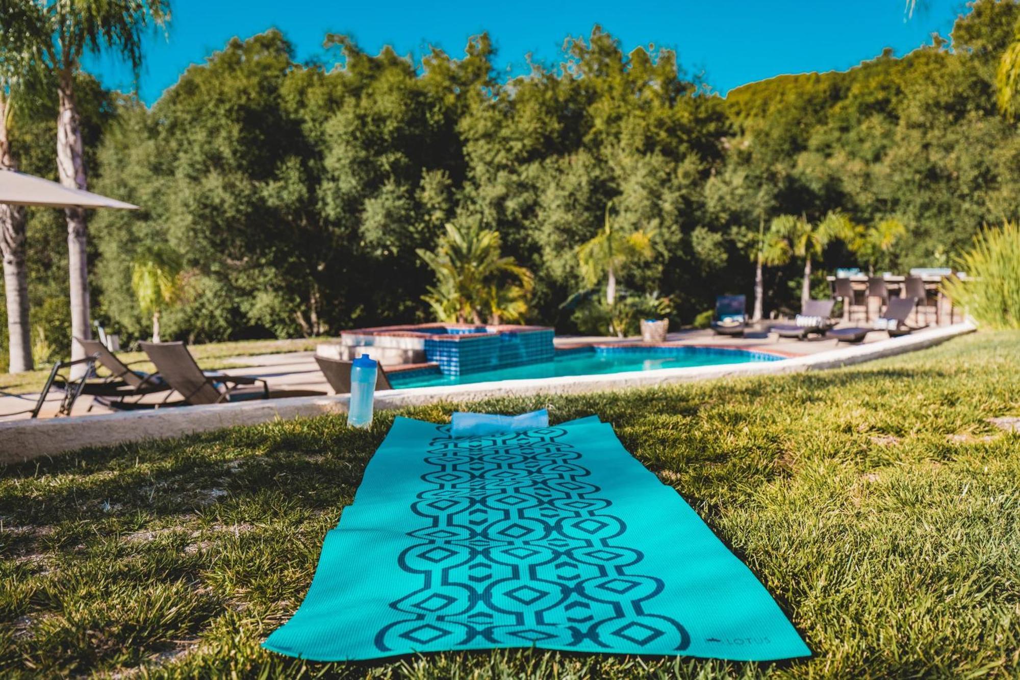 Grapevine By Avantstay Secluded 5Br Villa 4 Acres Of Vineyards Avo Groves تيميكولا، ريفيرسيدي، كاليفورنيا المظهر الخارجي الصورة