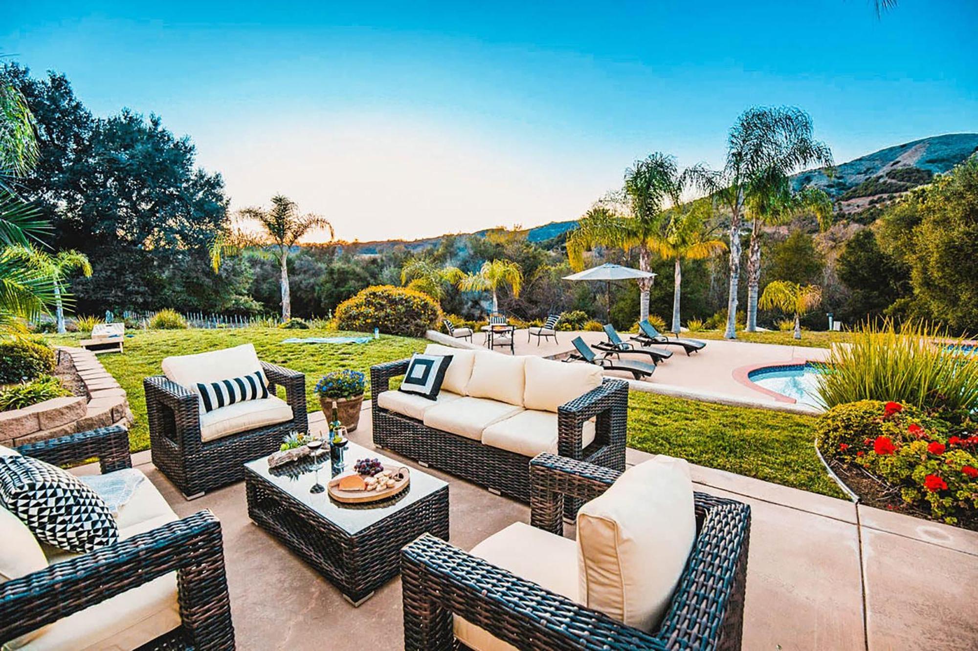 Grapevine By Avantstay Secluded 5Br Villa 4 Acres Of Vineyards Avo Groves تيميكولا، ريفيرسيدي، كاليفورنيا المظهر الخارجي الصورة