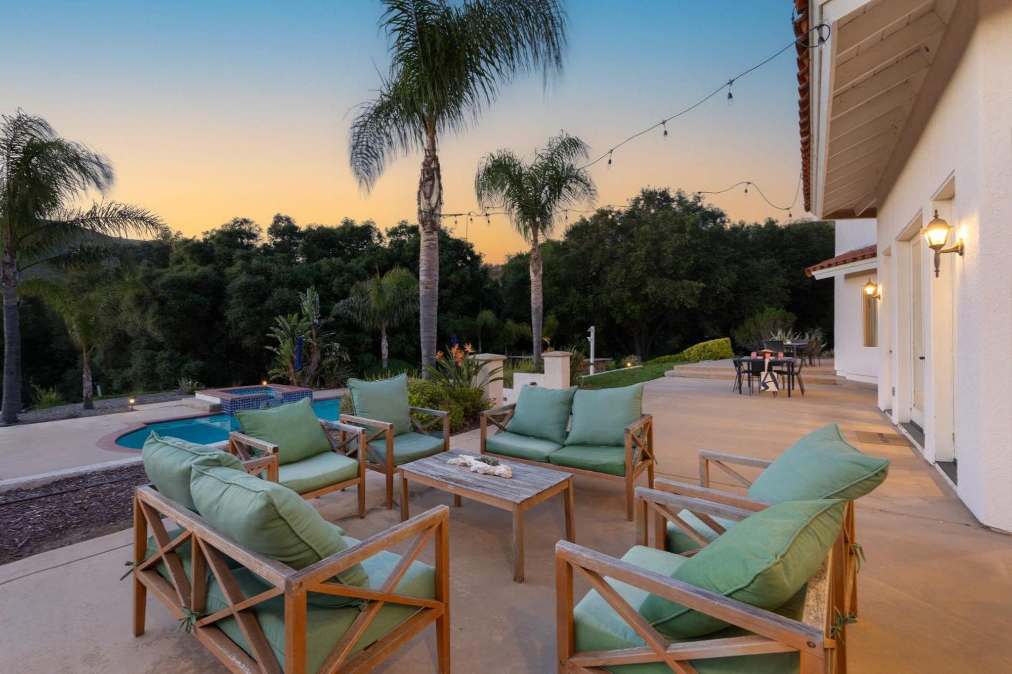 Grapevine By Avantstay Secluded 5Br Villa 4 Acres Of Vineyards Avo Groves تيميكولا، ريفيرسيدي، كاليفورنيا المظهر الخارجي الصورة